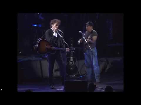 Bob Dylan & Paul Simon duet "The Sound of Silence" LIVE 6 June 1999 Colarado Springs