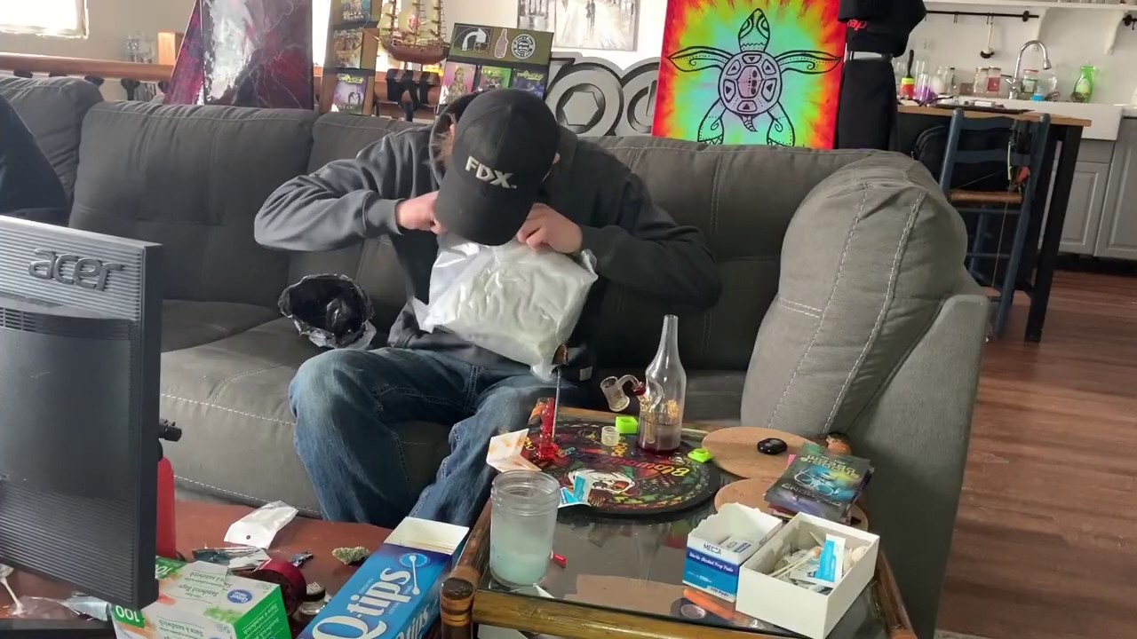 HUGE UNBOXING:tripod, dabs AND cannabis