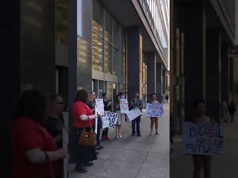dilma rousseff formação Dallas recebe Bolsonaro com protesto