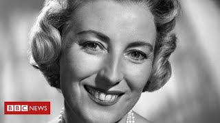 Britain’s wartime sweetheart Dame Vera Lynn dies aged 103  BBC News