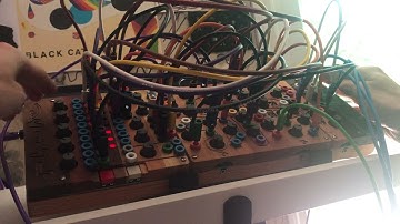 gesturally controlled chaos with guitar loop - Ciat-Lonbarde Plumbutter, Cocoquantus, guitar, pedals