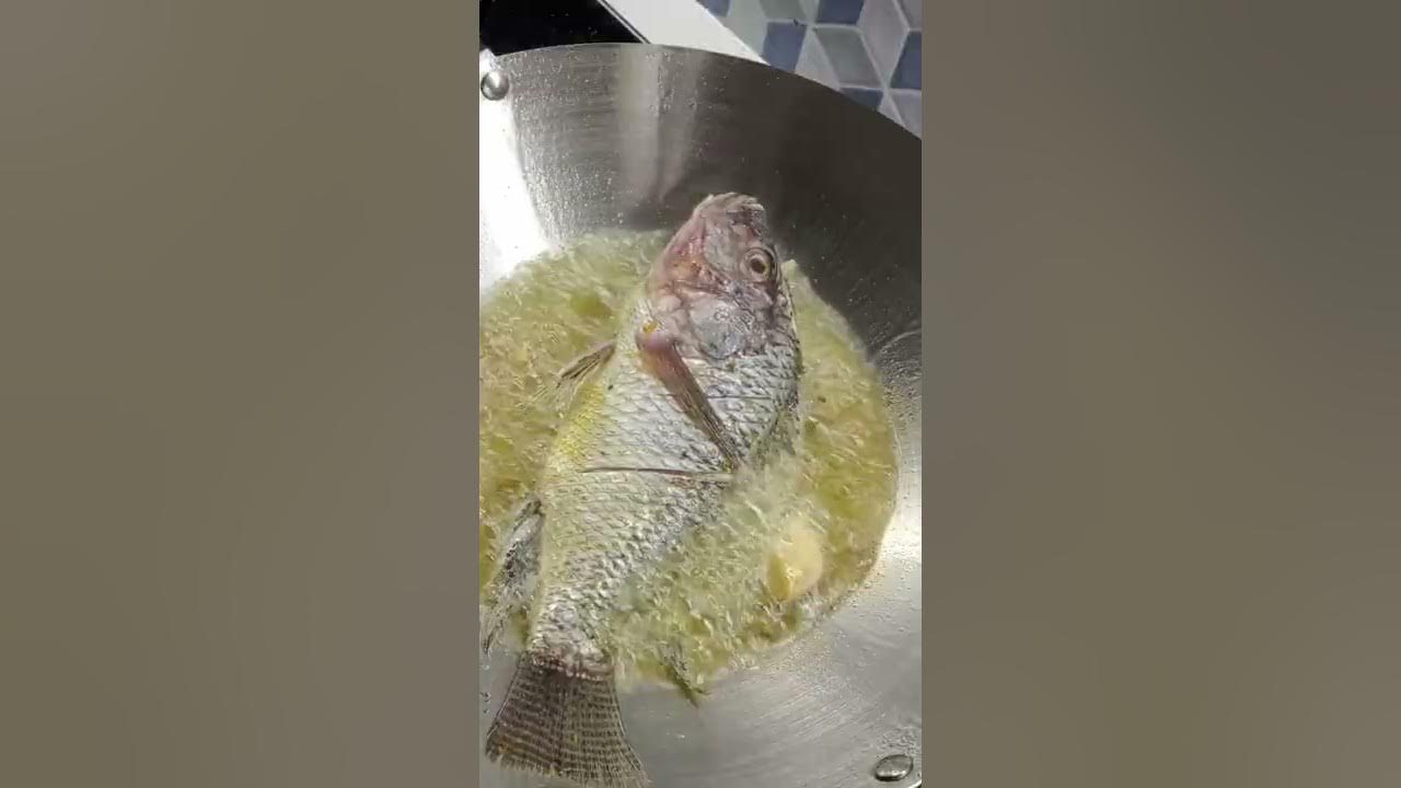 Tips goreng ikan agar tidak lengket d wajan