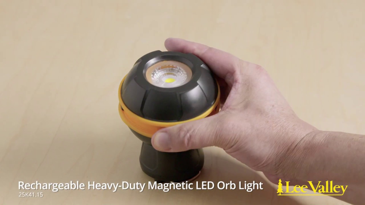 Lampe-sphère magnétique robuste rechargeable à DEL - Lee Valley Tools