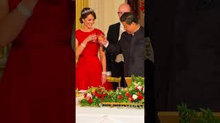 Die geheime Bedeutung der Tiara von Sophie, Herzogin von Edinburgh bei einem Staatsbankett