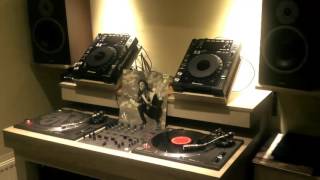 Lisa Lisa & Cult Jam ‎– Let The Beat Hit 'Em (The Brand New Super Pumped-Up C&C Vocal Club Mix)