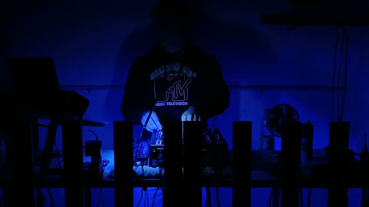 (I LOVE )Tech house!!