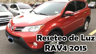 Reseteo de luz de mantenimiento Toyota Rav4 2015