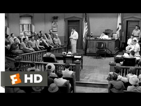 Vídeo: Quin capítol és l'escena de la cort a To Kill a Mockingbird?