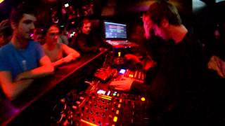 NEUS - SOCIAL CLUB - 06.12.2012 (INTRO-TURN IT UP)