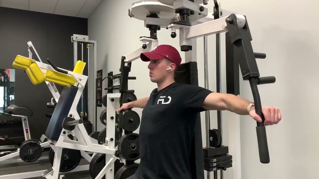 Chest Fly Pec Deck Machine - FD Fitness - YouTube