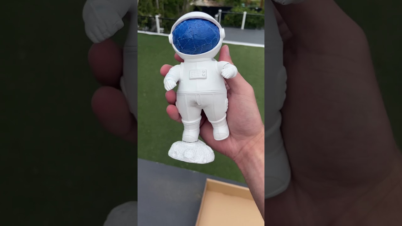 TIE-DYE USING SMOKE BOMBS EXPERIMENT! 