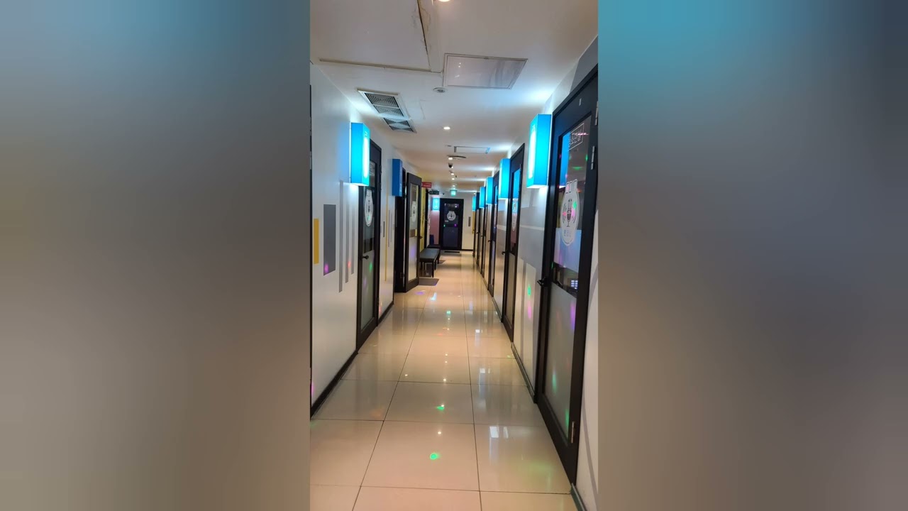 2022.10.10 부산 서면 혼코노 코인노래방 - YouTube