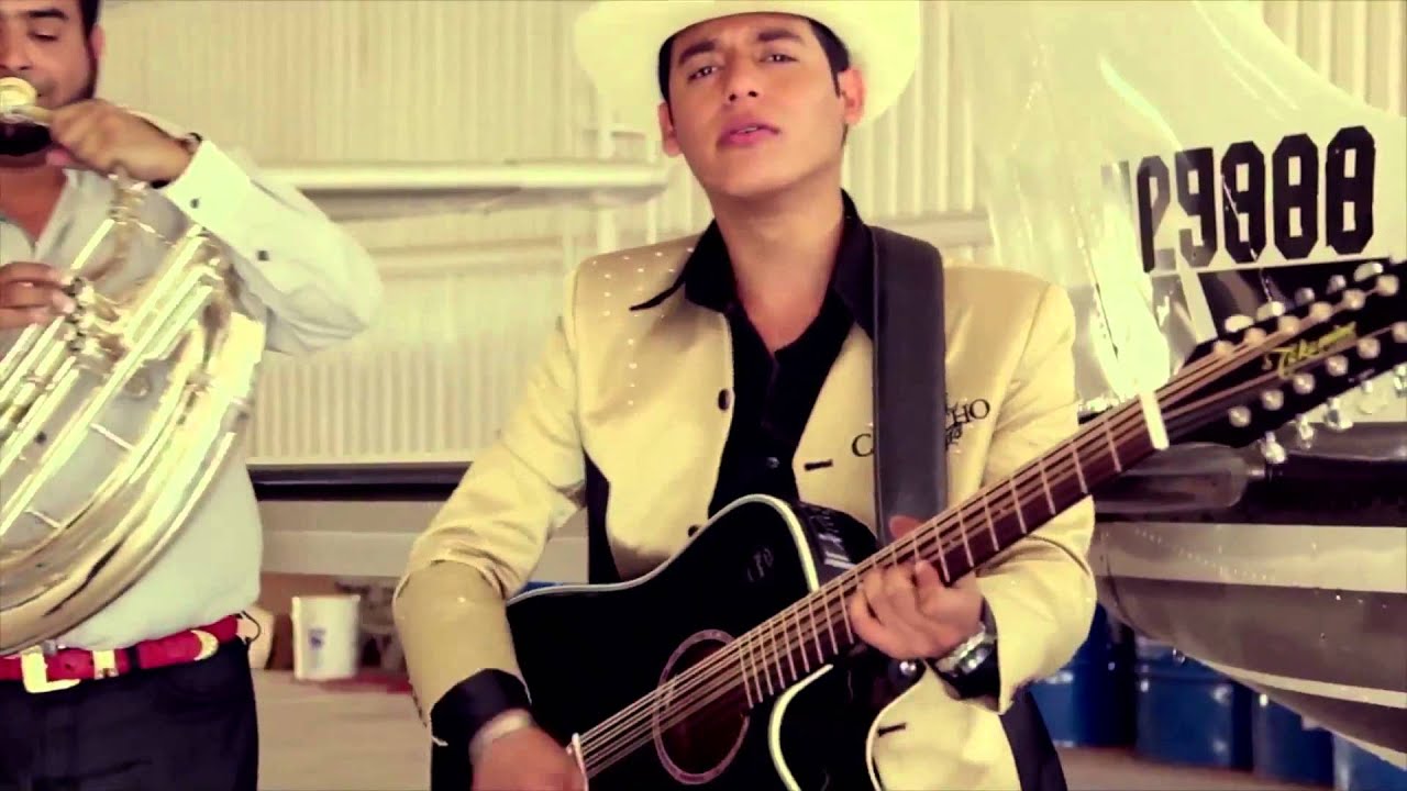 Ariel Camacho y Los Plebes Del Rancho- Entre Platicas y Dudas (Video Oficial) HD 2013