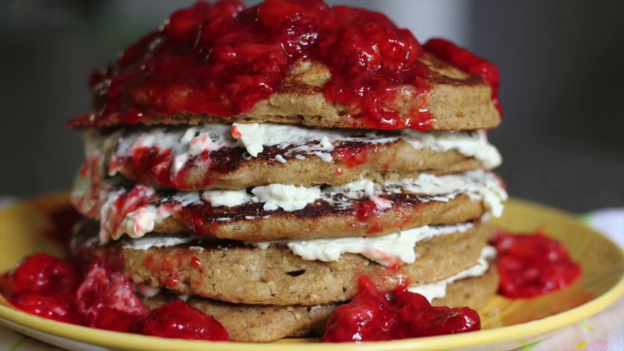 STRAWBERRY CHEESECAKE PANCAKES IHOP STYLE  IHOP STYLE 