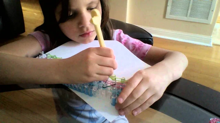 How to Make a Rainbow loom Triple single