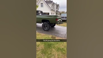 Thumbnail of Squarebody Chevy pulls Ford power stroke 😂