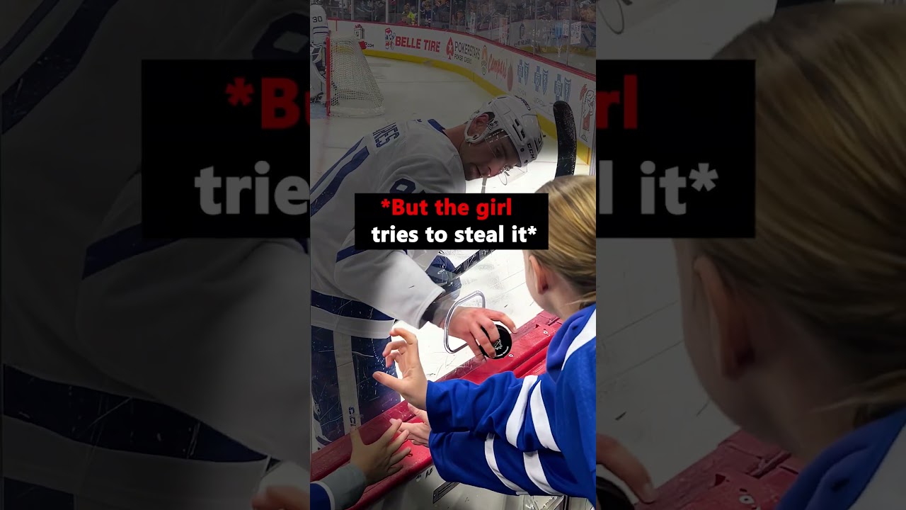 This Girl Tried to Steal The Puck 😳 (goleafsg0/TT)