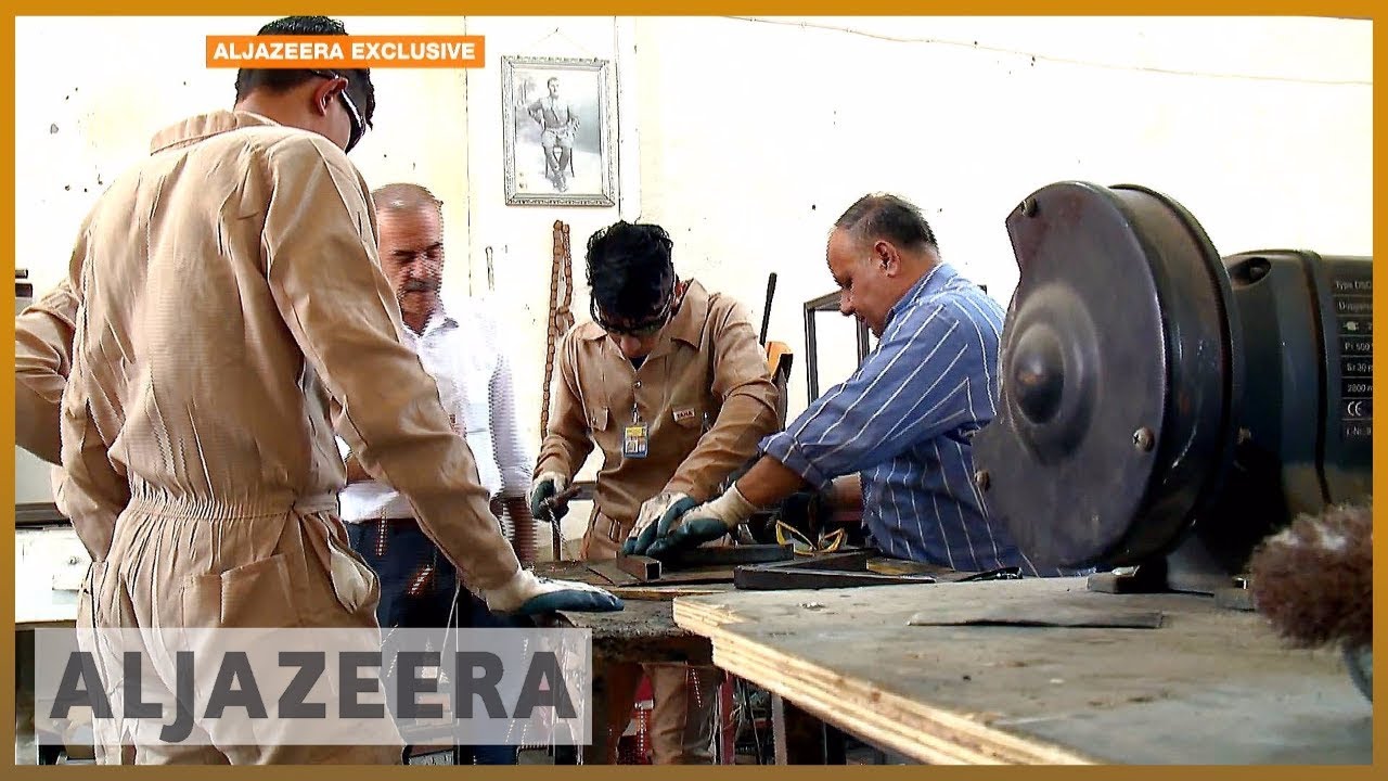 🇮🇶 أعضاء سابقون في تنظيم داعش من المراهقين ينضمون إلى برنامج إعادة تأهيل في العراق | الجزيرة الإنجليزية