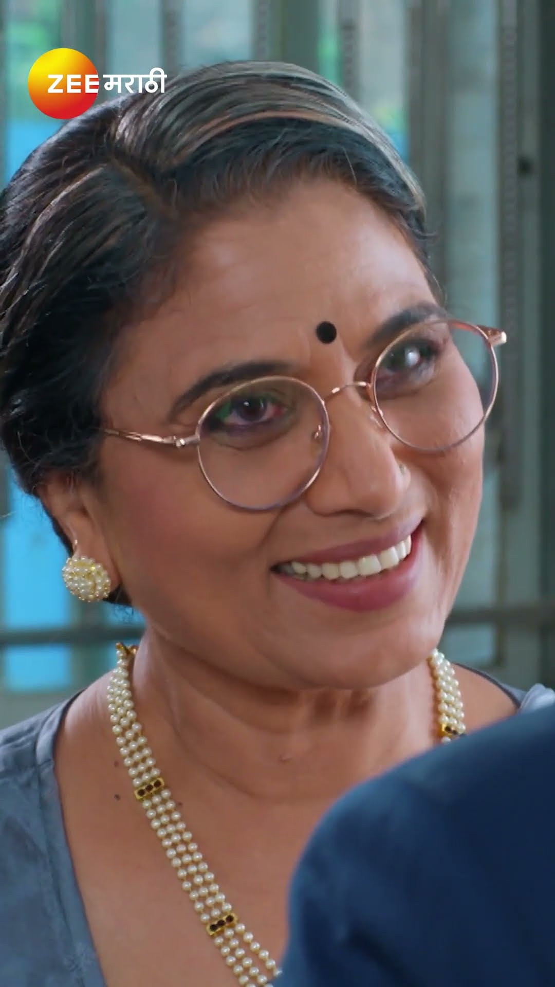 #Navri Mile Hitlerla #Shorts #Zee Marathi #Entertainment #Romantic Famiy Drama