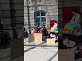 Une tétée  collective  en Gare de Strasbourg  ce 9 mars 2025 Video 1 sur 2