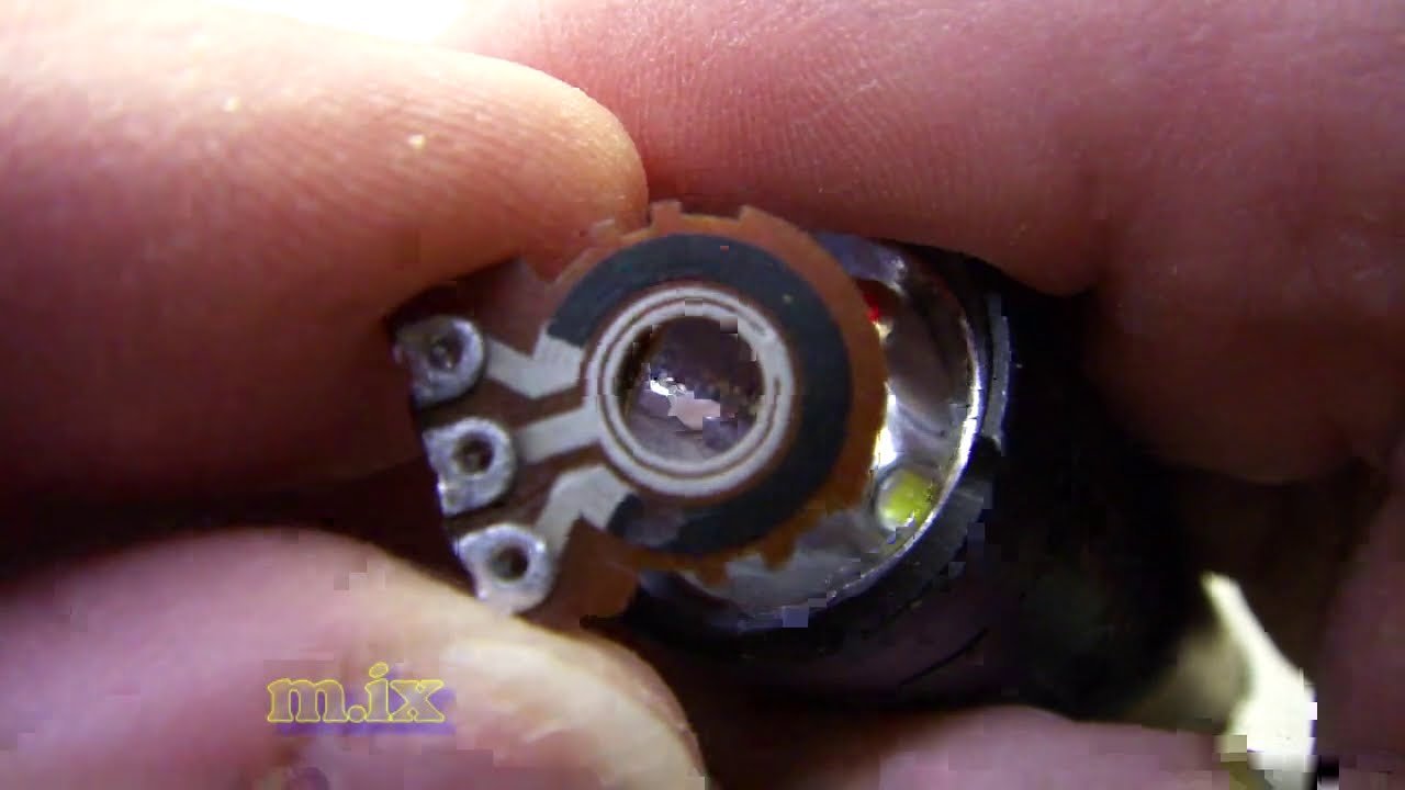 Детали Резистор переменный почему он шуршит - YouTube