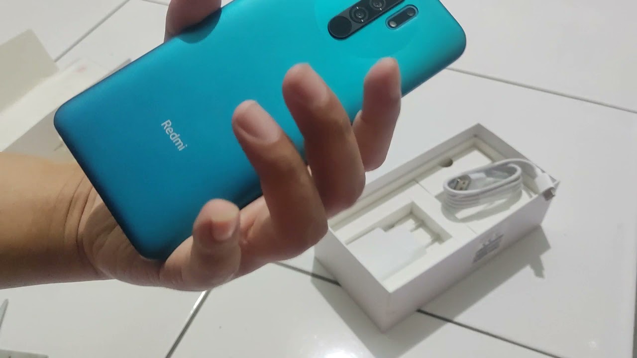 Unboxing Xiaomi Redmi 9