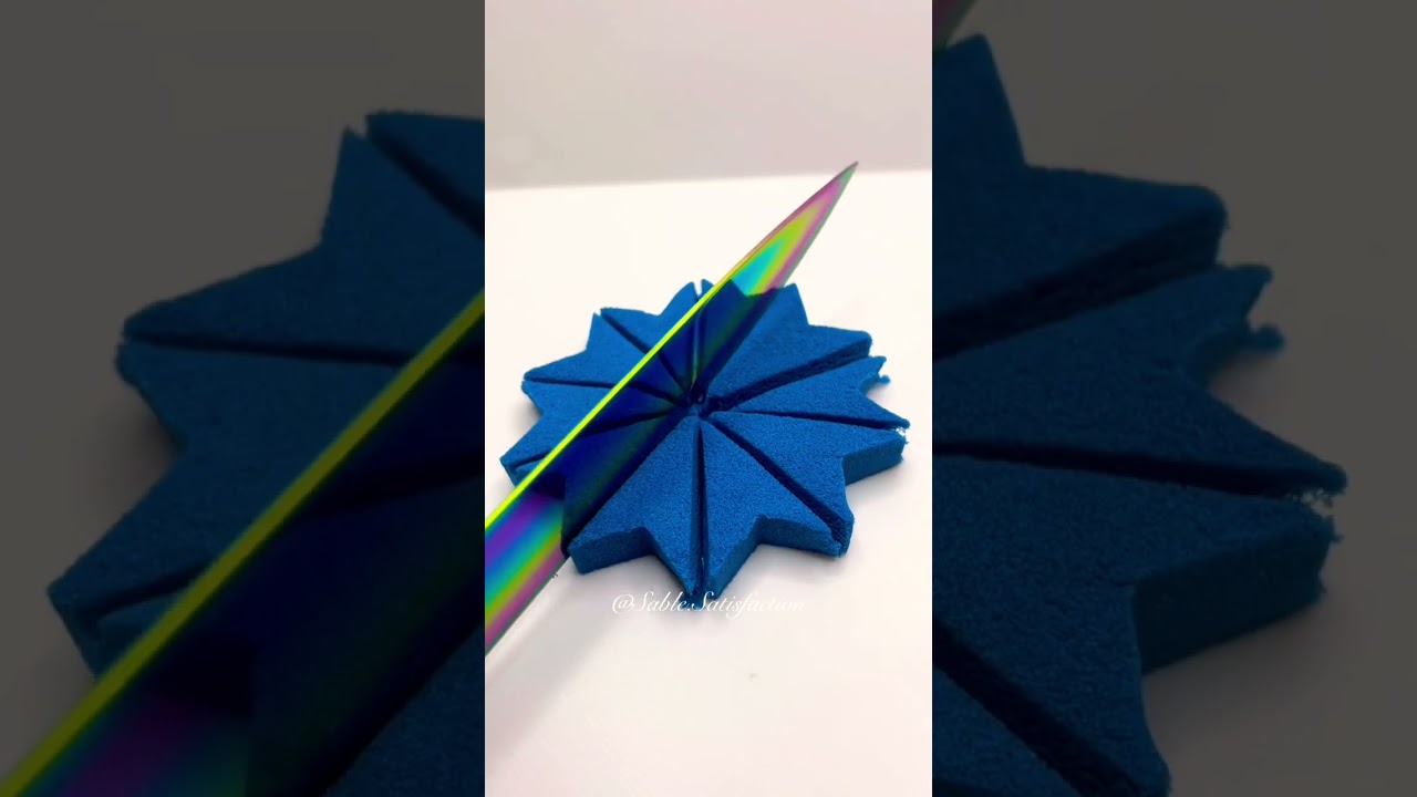 a very pretty flower with kinetic sand 