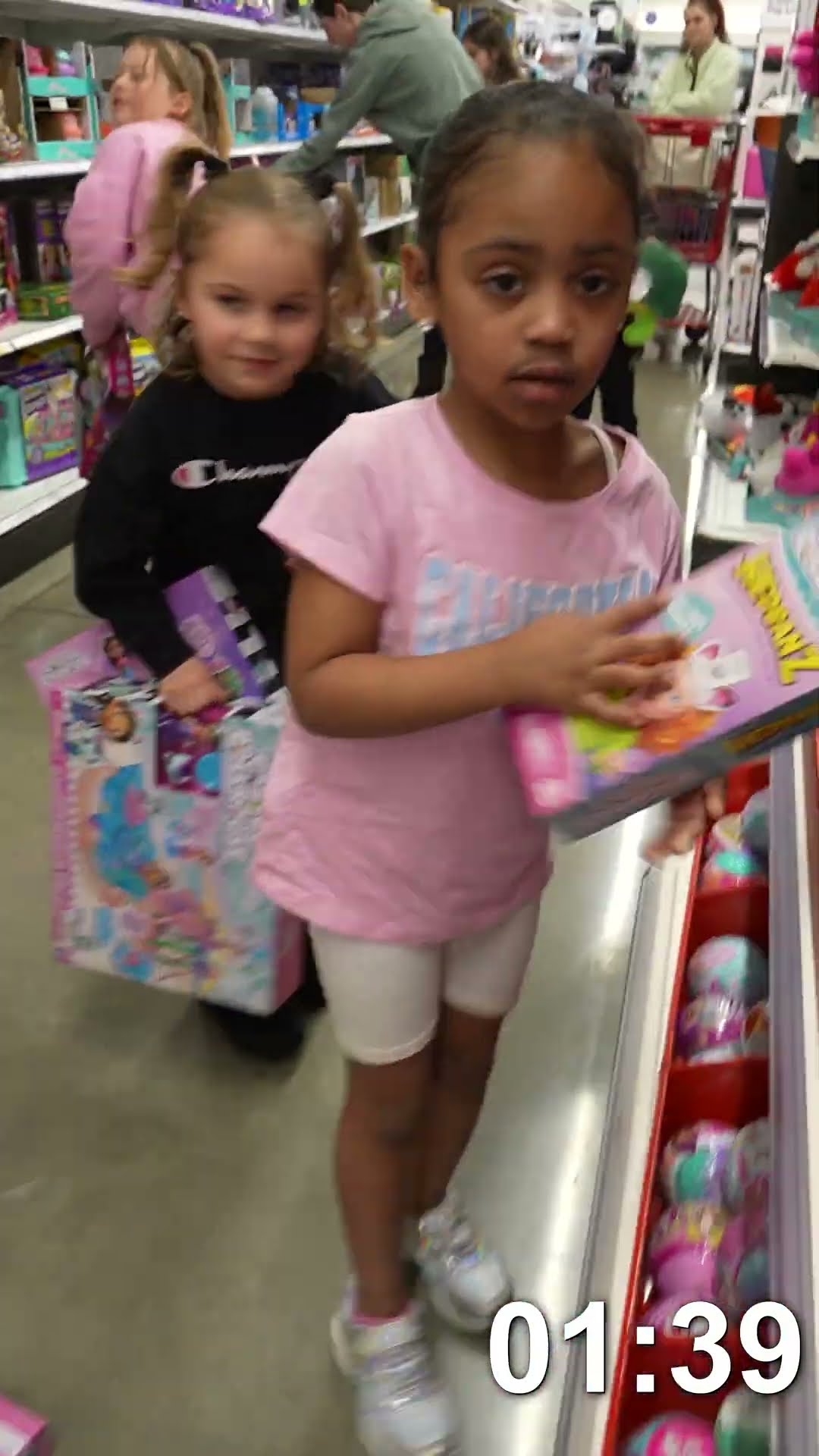 Dad took Londyn and her friends on a shopping spree #shorts