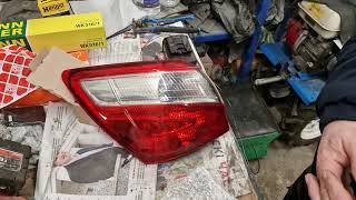 :   -     . The rear lights do not light up Qashqai.