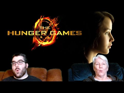 My Mom Watches The Hunger Games!! Movie Reaction [RE-UPLOAD]