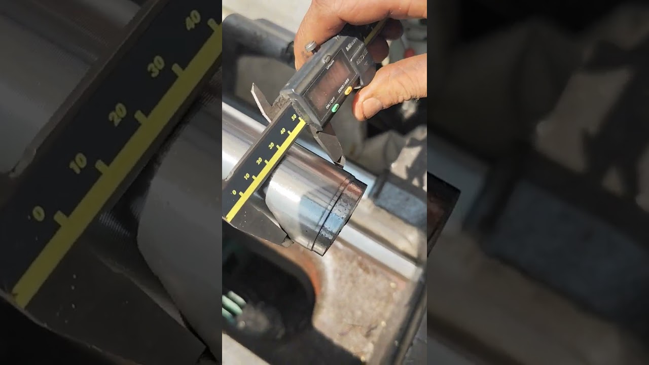 Tokarka TuD 50 x 500 600 praca obsługa tokarki MMM Maszyny Małysa Maków Podhalański 2200