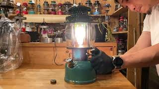 D.1945 Coleman Canada 237 vintage lantern Iight 点火動画 - YouTube