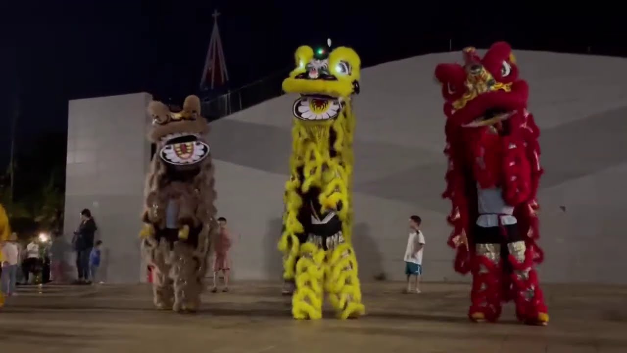 MÚA LÂN QUẢNG TRƯỜNG HUYỆN ĐĂK SONG