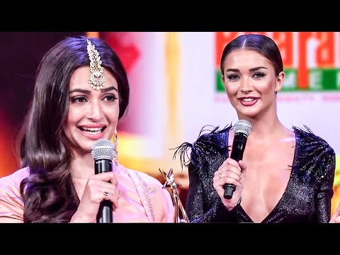 Kriti kharbanda And Amy Jackson Lit The Stage With Their Gorgeous Looks