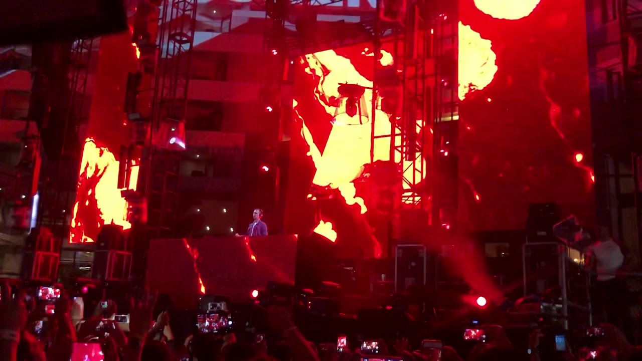 Armin Van Buuren Vs Shapov La Résistance De L Amour