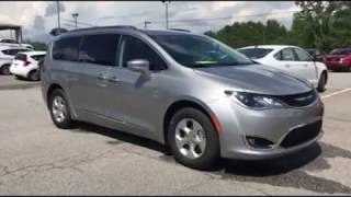 2017 Chrysler Pacifica Touring L Plus
