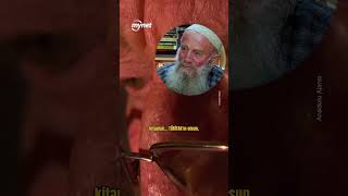 Evini 15 Bin Eserden Oluşan Kütüphaneye Çevirdi Okuma Sevgisini Gelecek Nesile Aşılamaya Çalışıyor