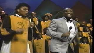 The Florida Mass Choir - You Keep Blessing Me chords