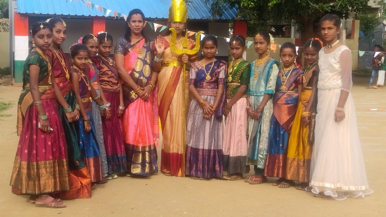 Independence day ,ಜನಪದ ಗೀತೆ ರಿಮಿಕ್ಸ್ ನೃತ್ಯGhps, Gumballi, yalandur, choreography by smt. Mamatha C M