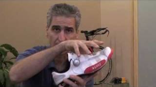 Road cycling shoe fit