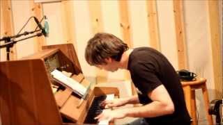 Miniatura de vídeo de "Iyaz - Replay - Piano Instrumental"