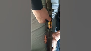 M1 Garand loading