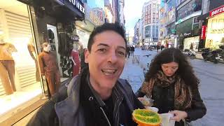 CI PERDIAMO nei BAZAR di ISTANBUL 🇹🇷 Street Food SEGRETO + Pizza Turca PAZZESCA (Gran Bazaar!)