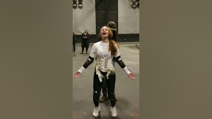 Sadie Sink on the set of Stranger Things season 4 #shorts