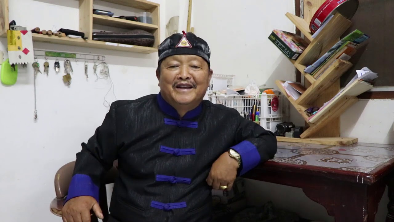 Keeb Puam: Yuav Ua Cas Thiaj Tau Tub Tau Ntxhais