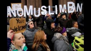 "No Hate, No Fear, Muslims are welcome here" !