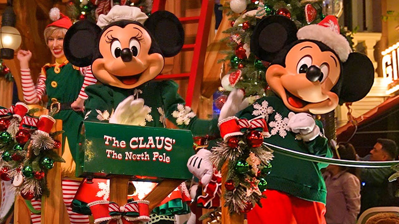 A Christmas Fantasy Parade at Night - Disneyland 2025 - Full Show [4K POV]