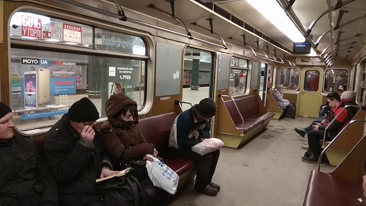 81-714 #9634 в составе поезда 9254-9255, перегон ст.Площадь Льва Толстого-ст.Теремки, Киев.