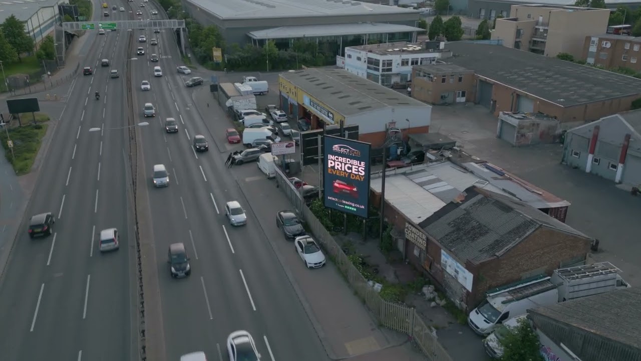 A13 London City Approach | Mass Media Outdoor