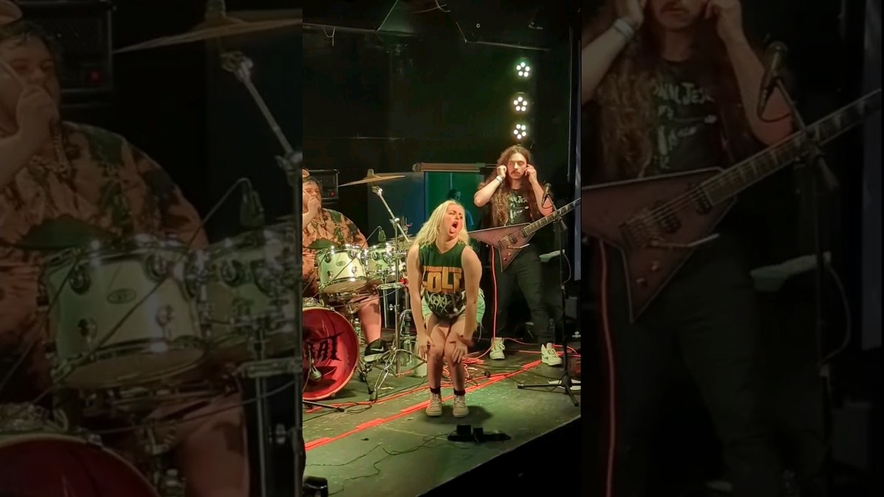 Песня «Toxic» Бритни Спирс заиграла новыми красками! - YouTube